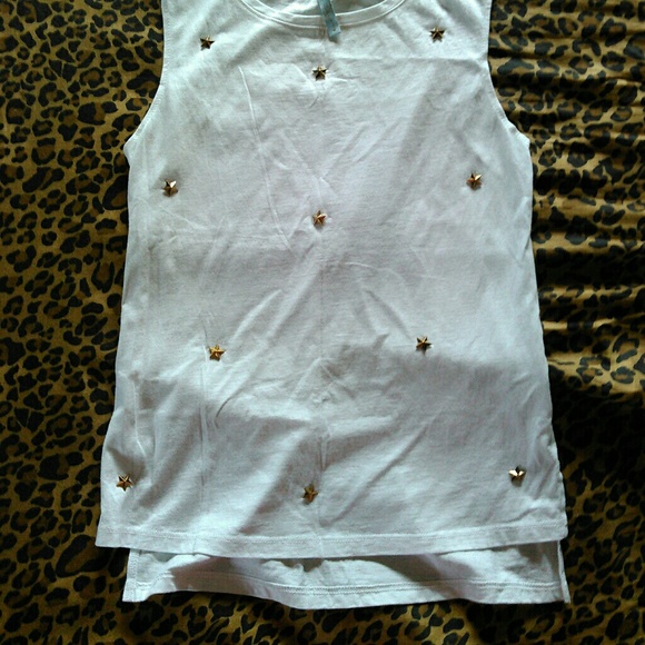 Size S sleeveless white top with gold stars - Picture 2 of 7